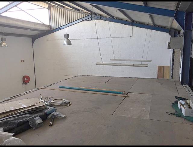 264M² FACTORY RENTED IN DIEP RIVER